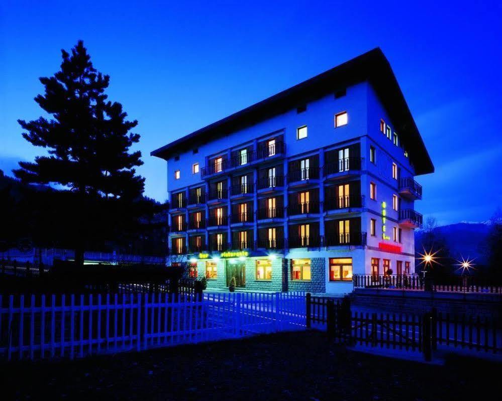 Hotel Panoramique Torgnon Bagian luar foto